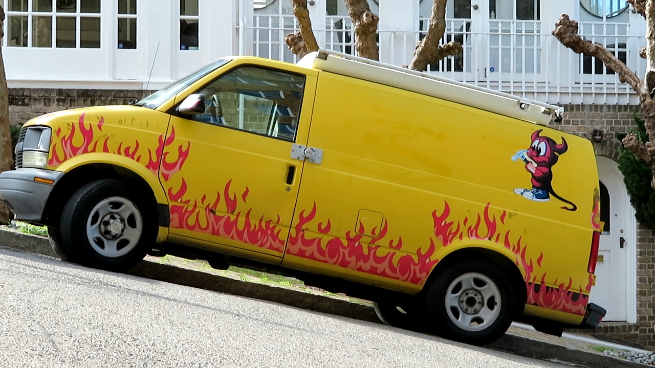 Handyman van painted with FreeBSD logo